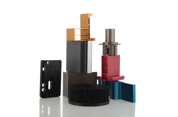 想要知道鋁型材、鋁合金、鐵制品的區(qū)別？