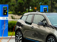 寶馬電動車戰(zhàn)略升級，年底布局6萬個充電樁