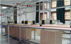 組裝工業(yè)鋁型材框架的細(xì)節(jié)